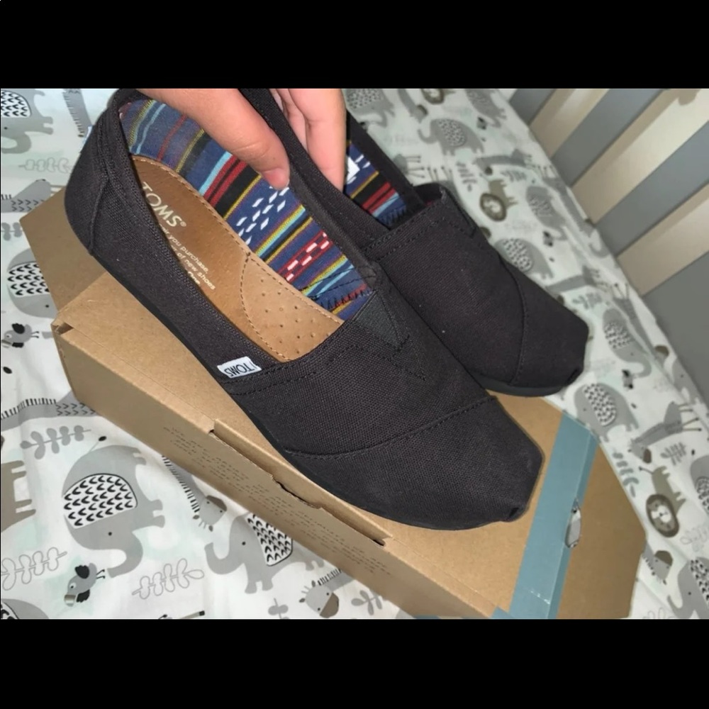 Black Toms